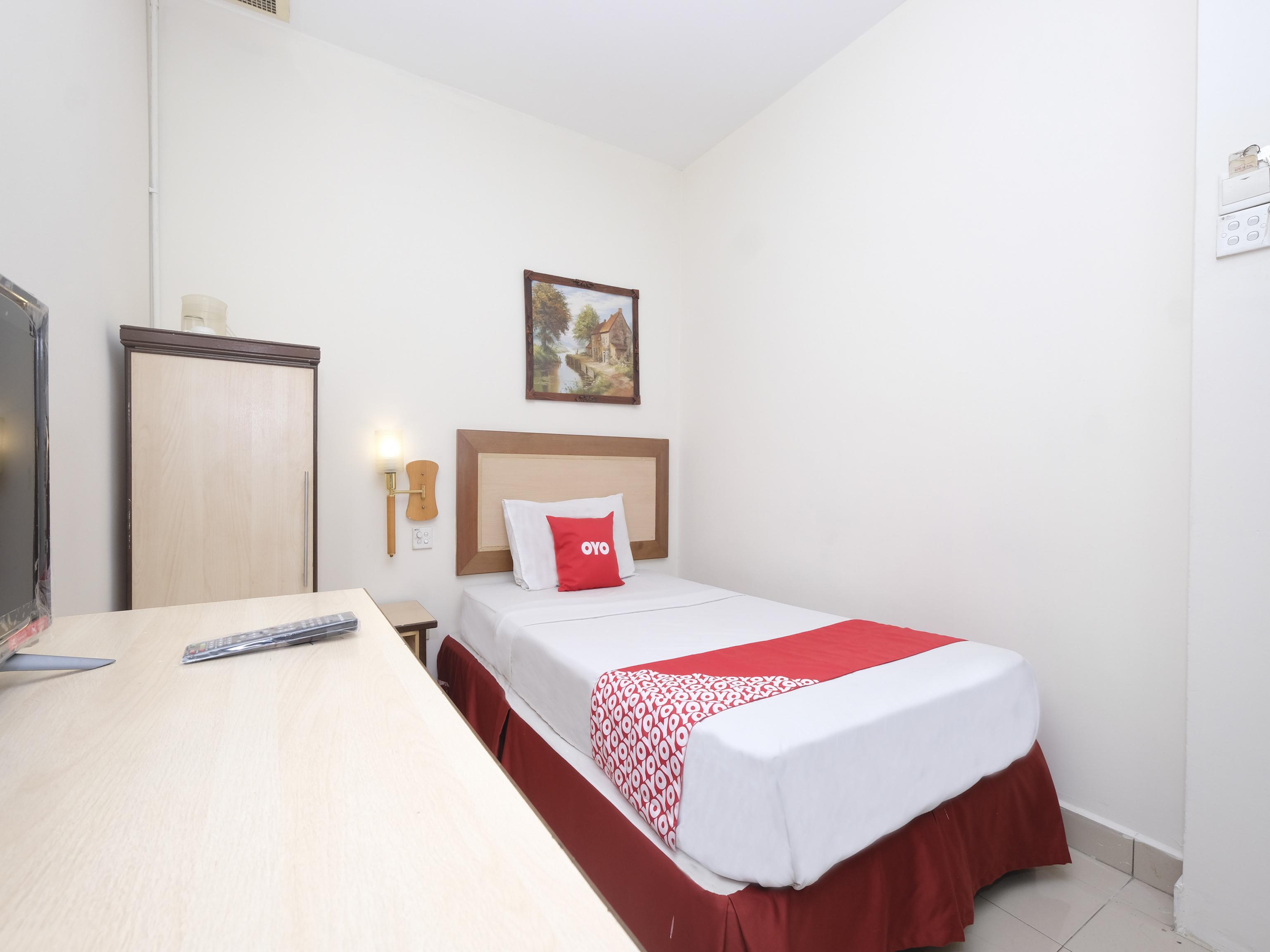 Hotel Sri Sutra - Sungai Buloh Petaling Jaya Buitenkant foto