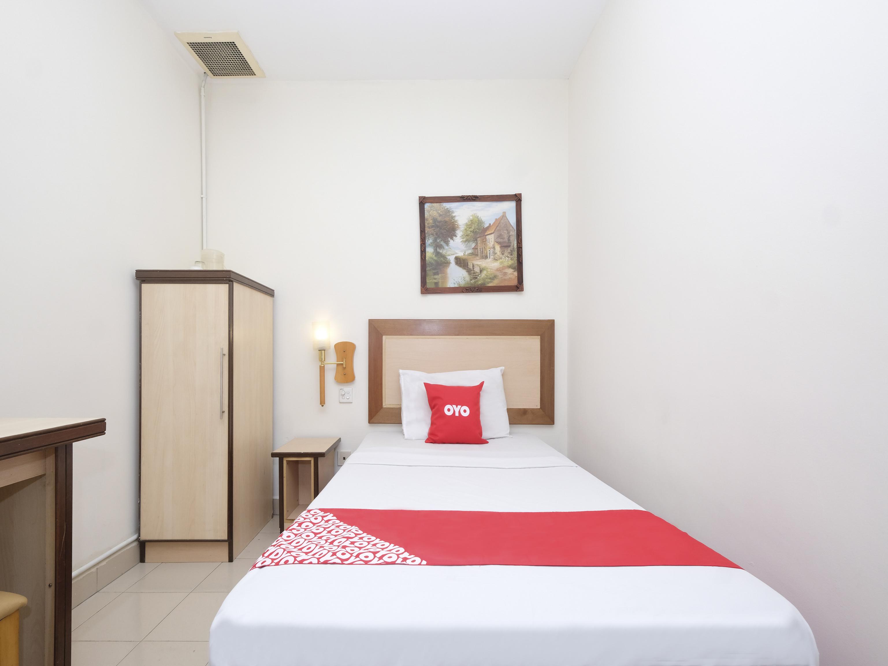 Hotel Sri Sutra - Sungai Buloh Petaling Jaya Buitenkant foto