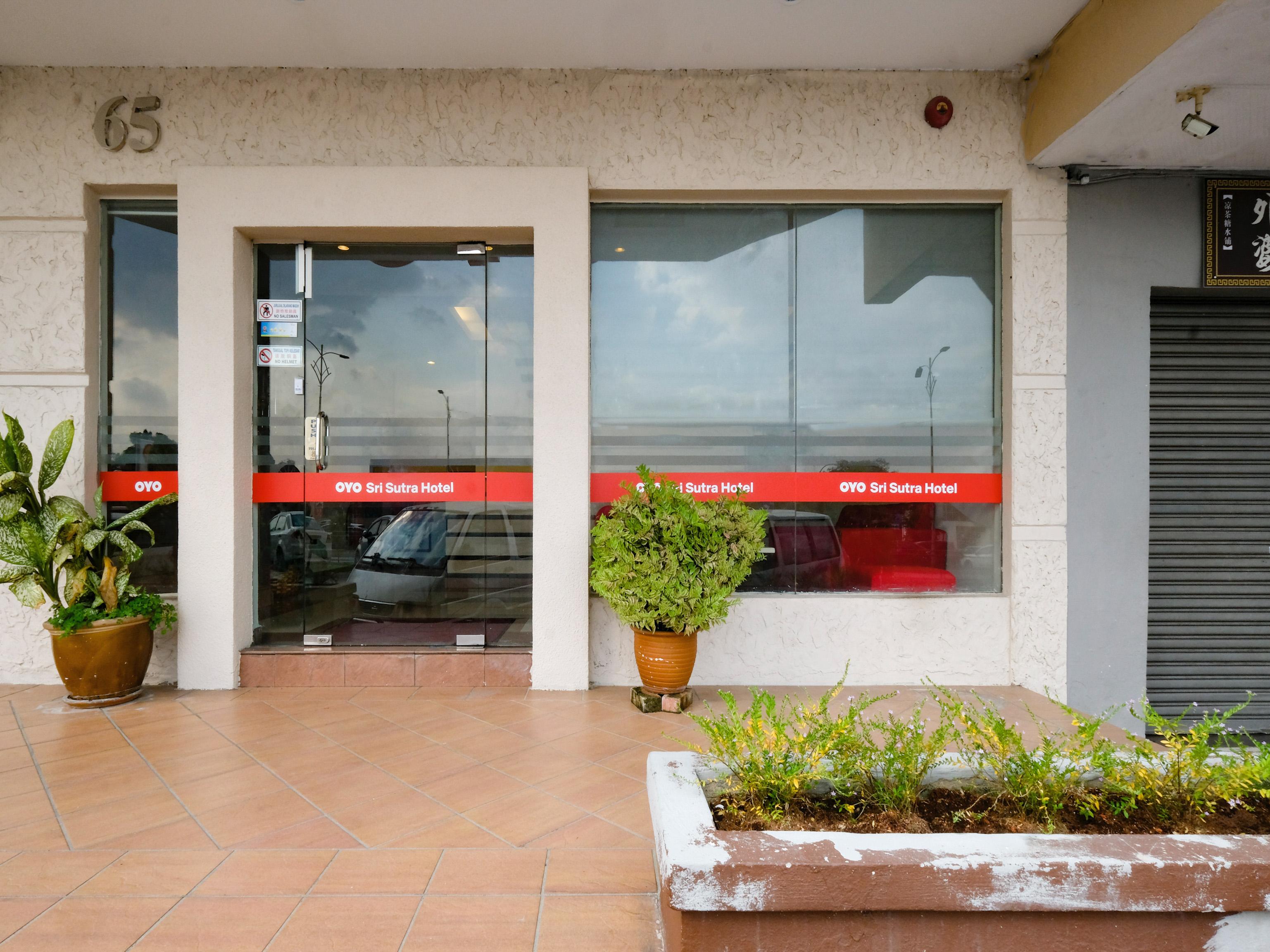 Hotel Sri Sutra - Sungai Buloh Petaling Jaya Buitenkant foto