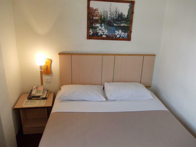 Hotel Sri Sutra - Sungai Buloh Petaling Jaya Buitenkant foto
